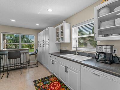 8050 Aberdeen Drive, Boynton Beach, FL 33472