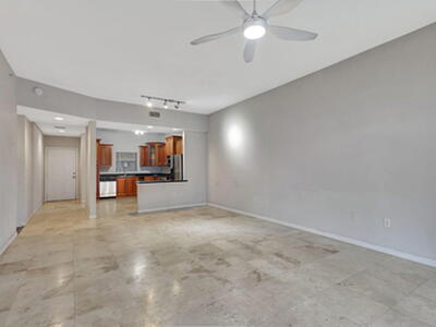 1620 Presidential Way, West Palm Beach, FL 33401