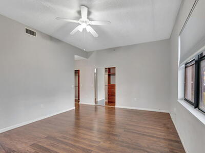 1620 Presidential Way, West Palm Beach, FL 33401