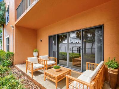1620 Presidential Way, West Palm Beach, FL 33401