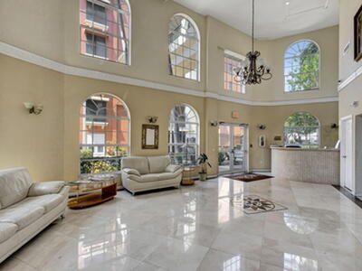1620 Presidential Way, West Palm Beach, FL 33401