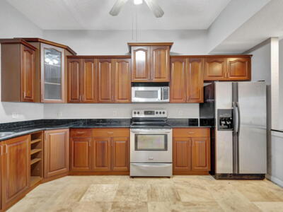 1620 Presidential Way, West Palm Beach, FL 33401