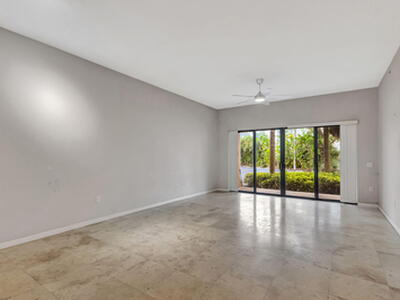 1620 Presidential Way, West Palm Beach, FL 33401