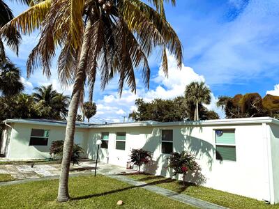 121 S Lake Drive