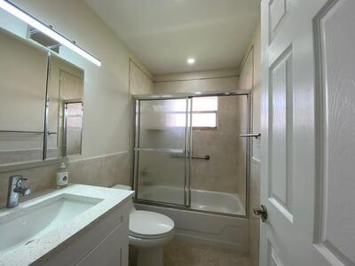 668 Saxony N, Delray Beach, FL 33446