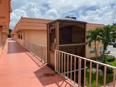 668 Saxony N, Delray Beach, FL 33446