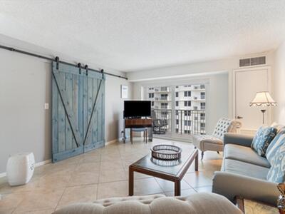 3301 S Ocean Boulevard, Highland Beach, FL 33487