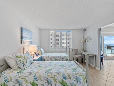 3301 S Ocean Boulevard, Highland Beach, FL 33487