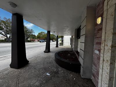 7500 S Dixie Highway