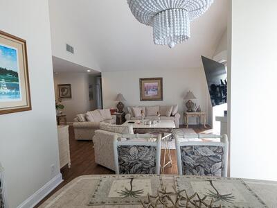 17042 Traverse Circle, Jupiter, FL 33477