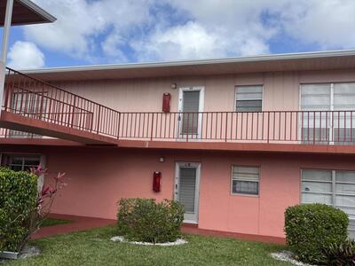4 E Golfs Edge E, West Palm Beach, FL 33417