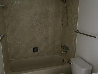 4 E Golfs Edge E, West Palm Beach, FL 33417