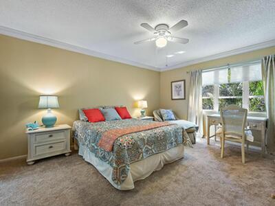 213 Seabreeze Circle, Jupiter, FL 33477