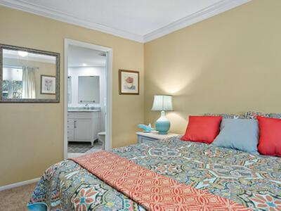 213 Seabreeze Circle, Jupiter, FL 33477
