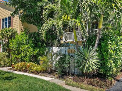 213 Seabreeze Circle, Jupiter, FL 33477