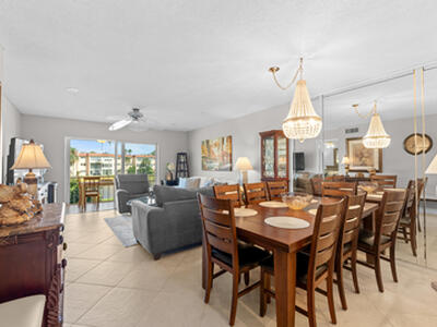 32 Abbey Lane, Delray Beach, FL 33446