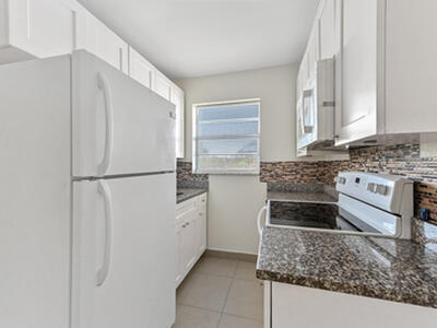 1111 N Federal Highway, Lake Worth Beach, FL 33460