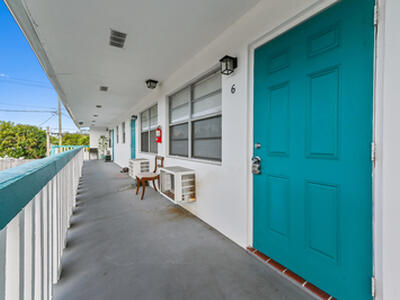 1111 N Federal Highway, Lake Worth Beach, FL 33460