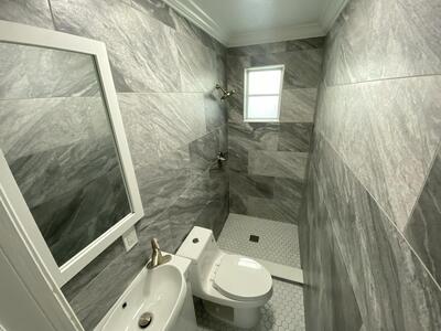 10 N Palmway, Lake Worth Beach, FL 33460