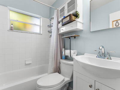 630 Allen Avenue, Delray Beach, FL 33483