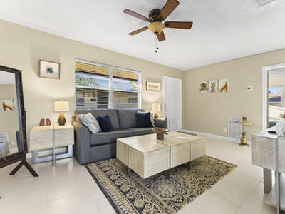 630 Allen Avenue, Delray Beach, FL 33483