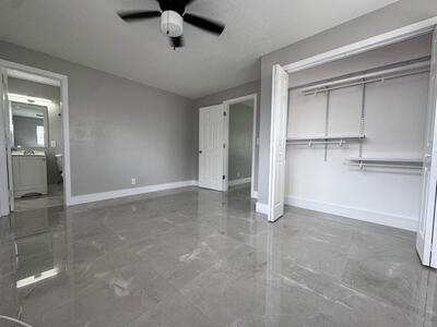 189 SE 27th Place, Boynton Beach, FL 33435