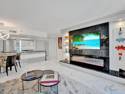 99 SE Mizner Boulevard, Boca Raton, FL 33432