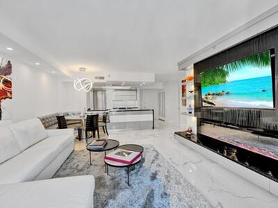 99 SE Mizner Boulevard, Boca Raton, FL 33432
