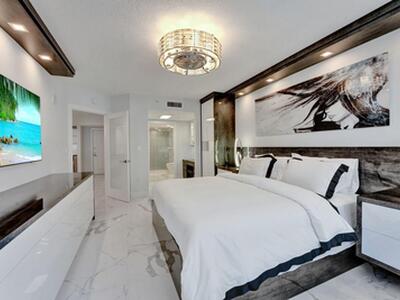 99 SE Mizner Boulevard, Boca Raton, FL 33432