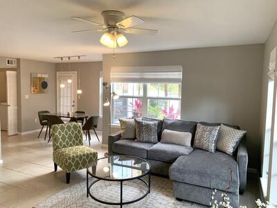 1125 Crystal Way, Delray Beach, FL 33444