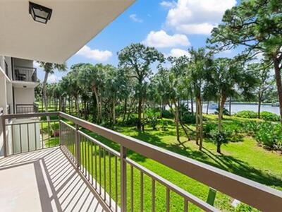 2101 Marina Isle Way, Jupiter, FL 33477