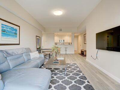1203 Town Center 313 Drive, Jupiter, FL 33458