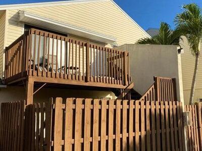 643 Executive Center Drive