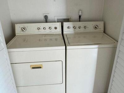 643 Executive Center Drive, West Palm Beach, FL 33401