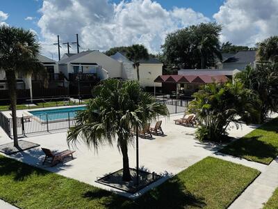 643 Executive Center Drive, West Palm Beach, FL 33401