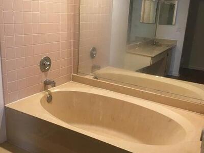 643 Executive Center Drive, West Palm Beach, FL 33401