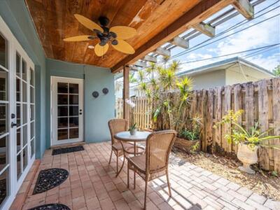 2201 N Lakeside Drive, Lake Worth Beach, FL 33460