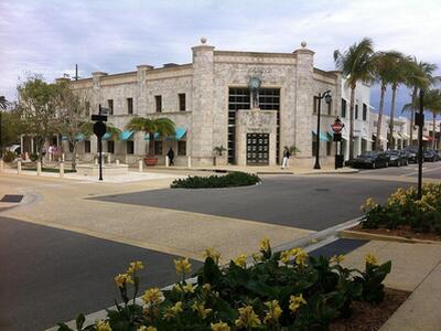 2201 N Lakeside Drive, Lake Worth Beach, FL 33460