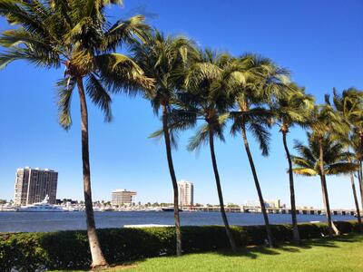 2201 N Lakeside Drive, Lake Worth Beach, FL 33460