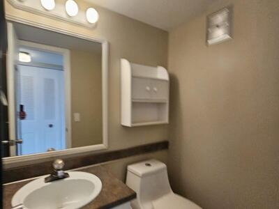 289 Camden L, West Palm Beach, FL 33417