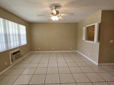 289 Camden L, West Palm Beach, FL 33417