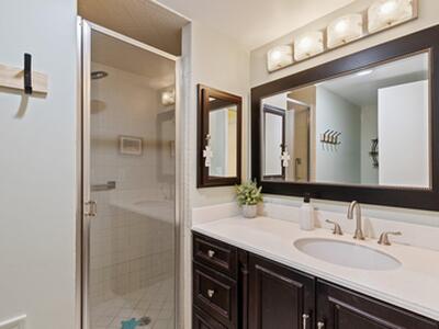 5380 Cedar Lake 304 Drive, Boynton Beach, FL 33437