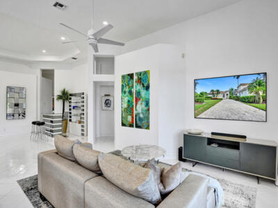 251 Isle Way, Palm Beach Gardens, FL 33418