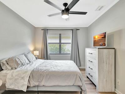 83 Ironwood Way N, Palm Beach Gardens, FL 33418