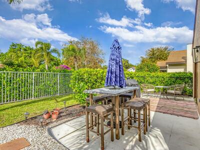 83 Ironwood Way N, Palm Beach Gardens, FL 33418