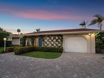 717 Heron Drive, Delray Beach, FL 33444