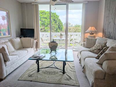 2840 S Ocean Boulevard, Palm Beach, FL 33480