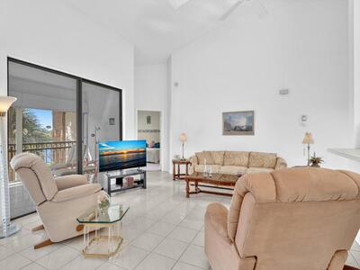 8049 Aberdeen Drive, Boynton Beach, FL 33472