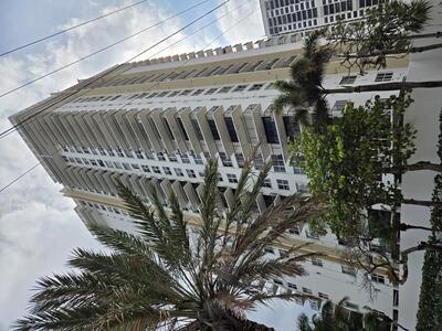 2101 S Ocean Drive