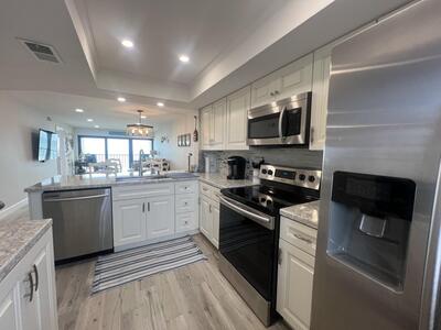 10310 S Ocean Drive
